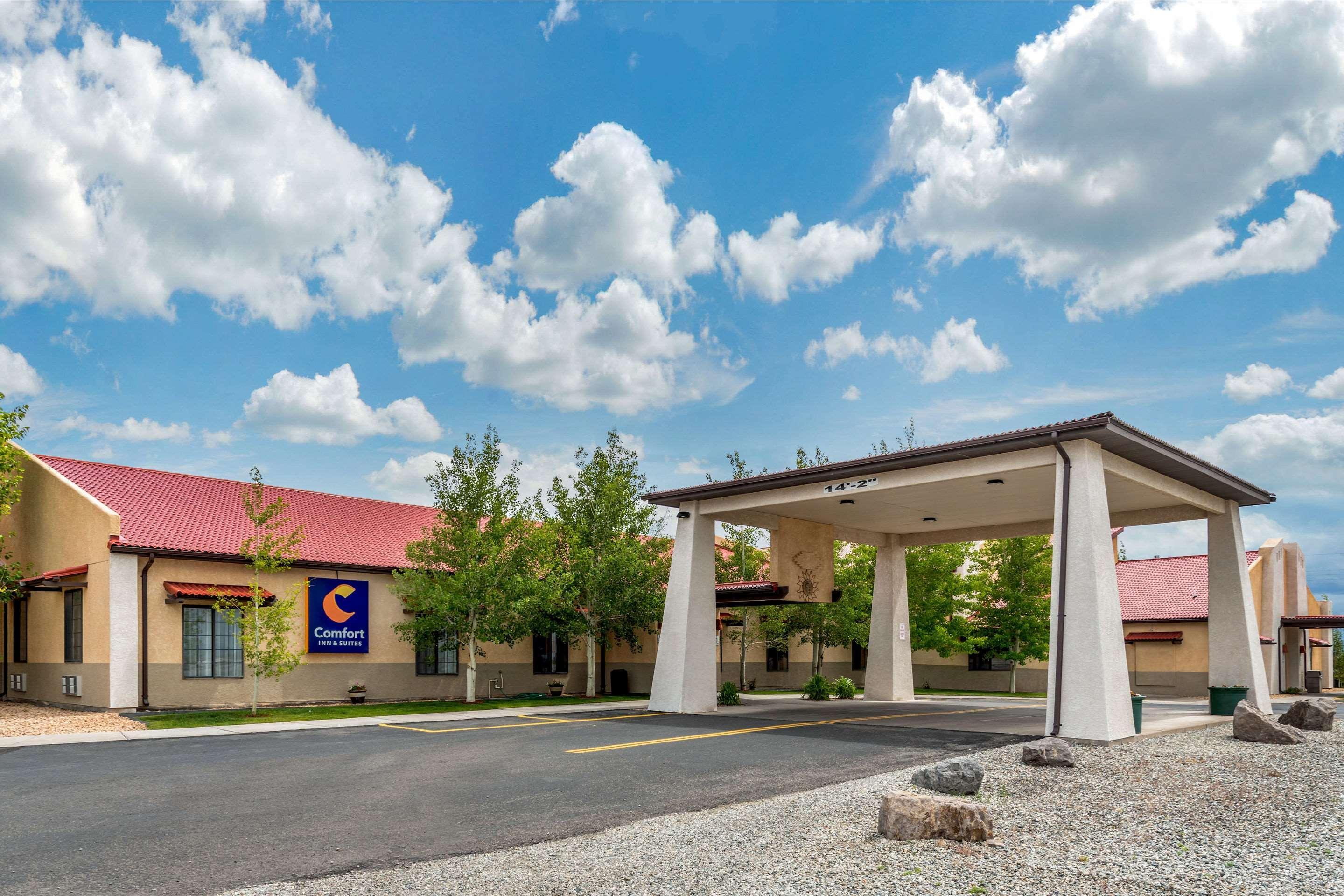 Comfort Inn & Suites Аламоса Екстериор снимка