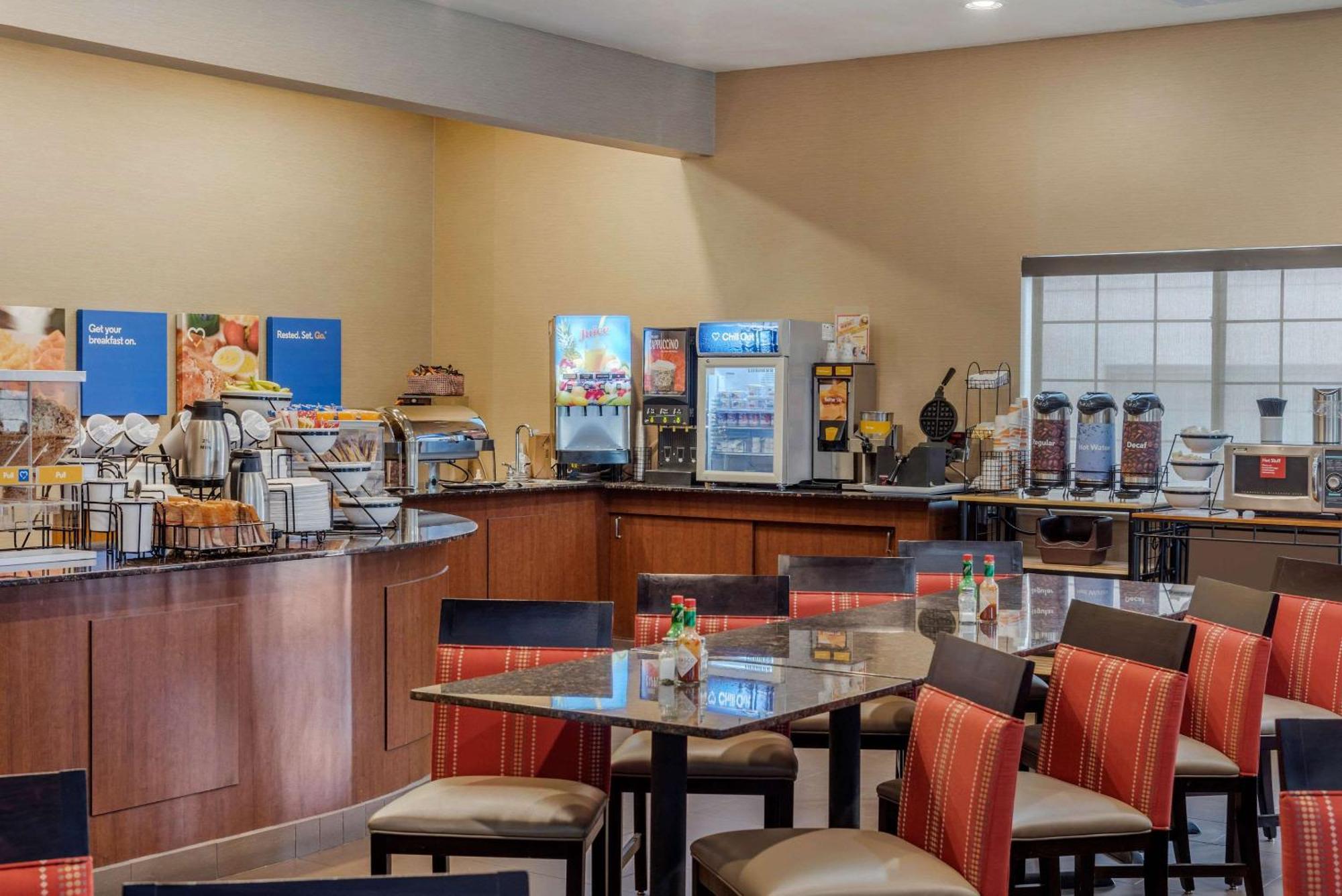 Comfort Inn & Suites Аламоса Екстериор снимка