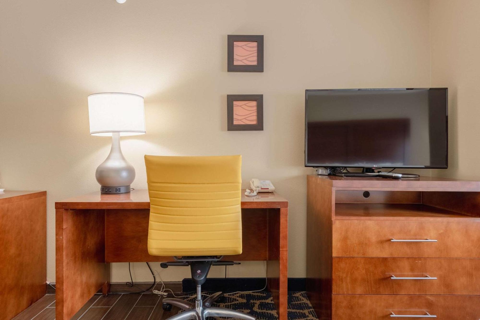 Comfort Inn & Suites Аламоса Екстериор снимка